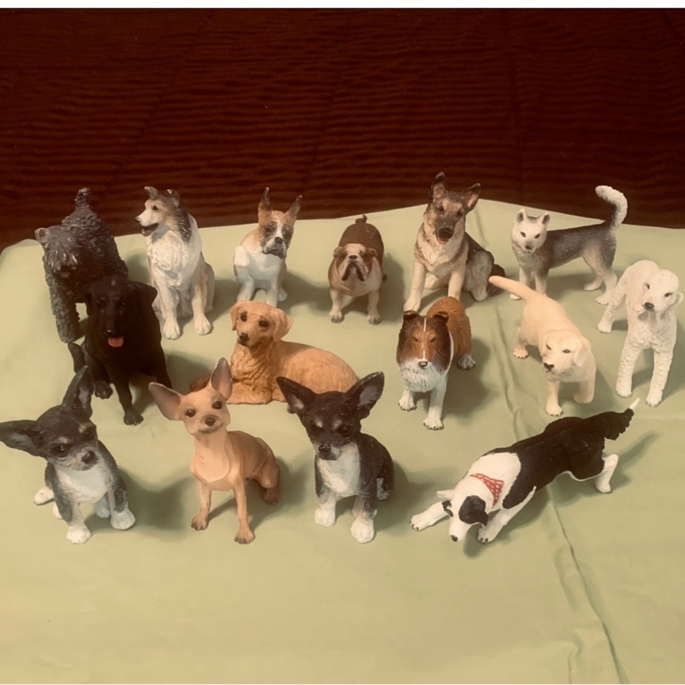Lot of 15 Resin Dogs